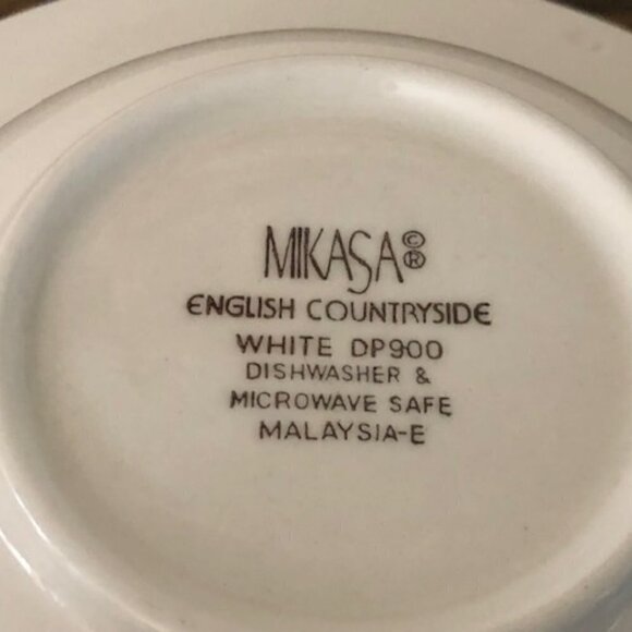 Mikasa English Countryside White Rimmed Fruit Berry Dessert Bowls Set Of 2 - Picture 6 of 6